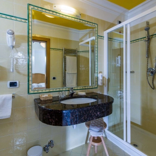 camera-12-bagno-001
